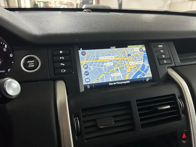 Land Rover Discovery Sport 2.0 Si4 HSE Luxury AT9