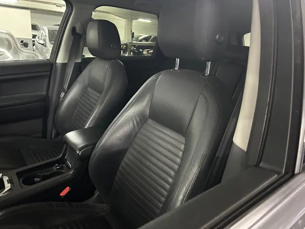 Land Rover Discovery Sport 2.0 Si4 HSE Luxury AT9
