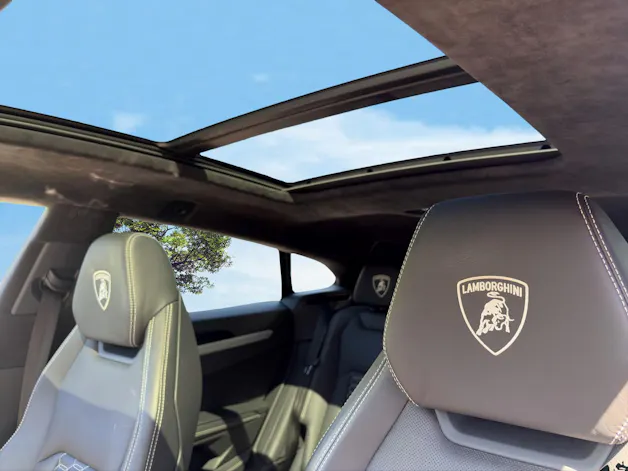 Lamborghini Urus E-Gear