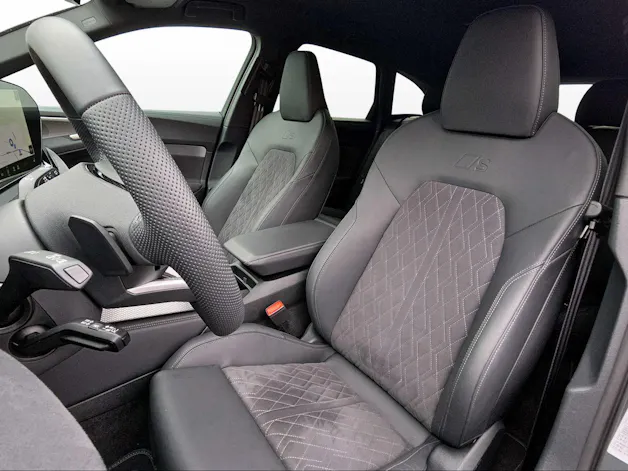 Audi A5 Avant TDI quattro 150 kW Attraction S tronic