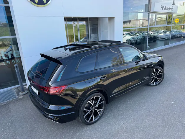 VW Touareg 3.0 TDI R-Line Final Edition Tiptronic