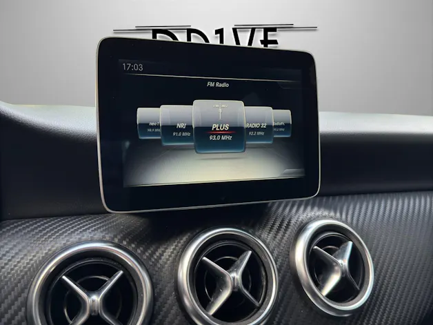 Mercedes-Benz A 180 AMG Line 7G-DCT