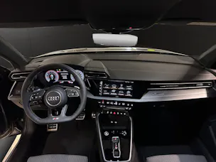 Audi A3 Sportback TFSI 110 kW S line Attraction S tronic