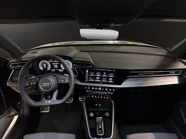 Audi A3 Sportback TFSI 110 kW S line Attraction S tronic