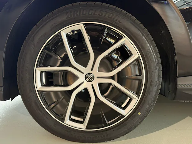 MG 4 EV 64kWh Luxury