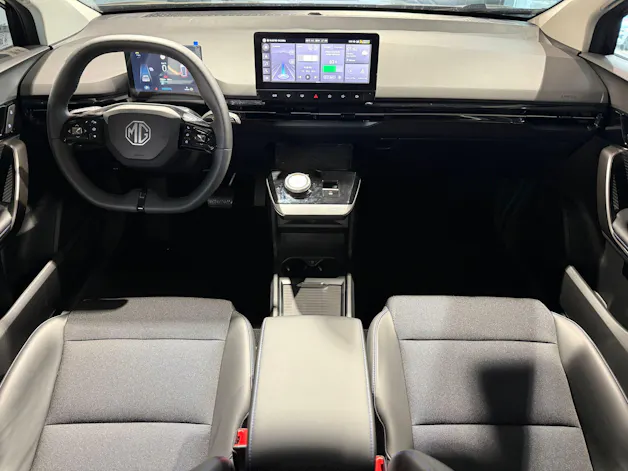 MG 4 EV 64kWh Luxury