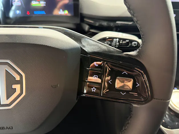 MG 4 EV 64kWh Luxury