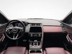 Jaguar E-Pace 2.0 I4 250 R-Dynamic HSE AWD