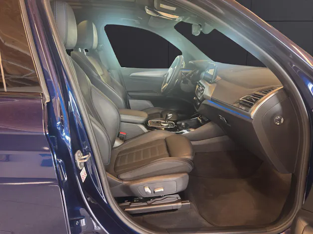 BMW X3 30e xDrive SAG