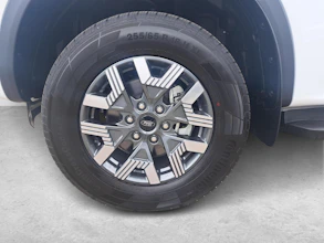 https://vehicle.imgix.net/4293334/78640168-ea12-4b2d-966e-8fdc77162f8a.jpg