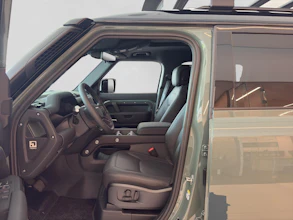 https://vehicle.imgix.net/4293372/7928f26b-c18c-4463-9dc1-4a63ab6fd533.jpg