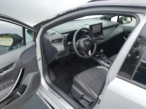 Fahrzeugbild TOYOTA Corolla Touring Sports 2.0 HSD GR-S