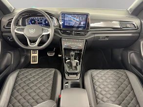 https://vehicle.imgix.net/4293388/732a1b54-c1fb-4c65-b276-3c7ed351b275.jpg