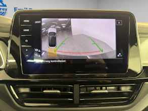 https://vehicle.imgix.net/4293388/c96a8f0b-d6f9-40b1-a93e-09879d563f73.jpg