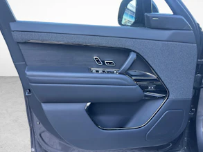 https://vehicle.imgix.net/4293413/846c8ad7-33bf-4244-87e6-094d72865166.jpg
