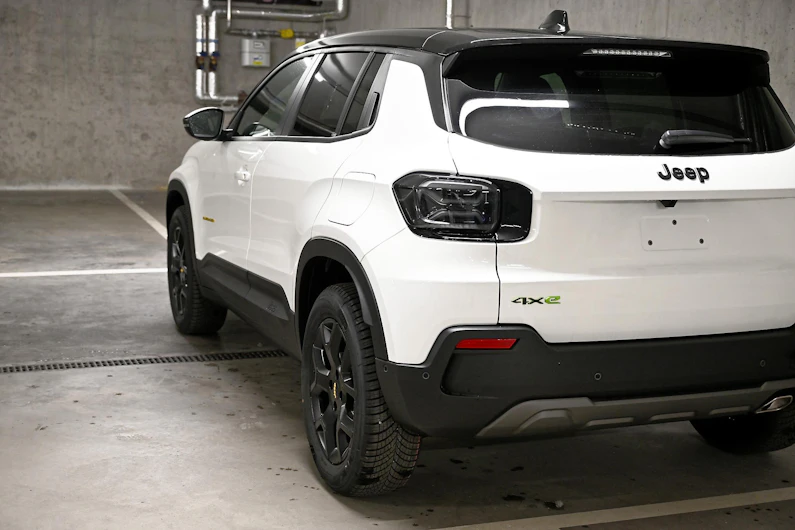 immagine del veicolo JEEP AVENGER