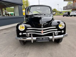 Renault 4CV Champs Elysses