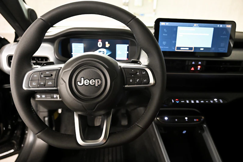 immagine del veicolo JEEP AVENGER