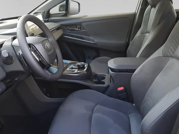 Toyota C-HR+ Premium AWD