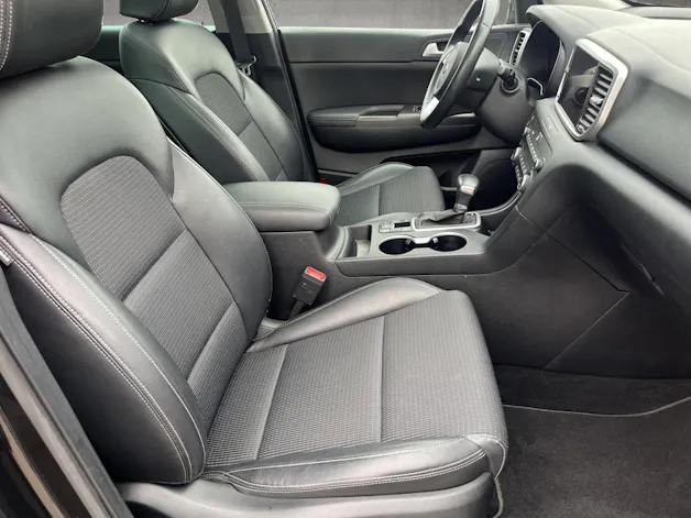 Kia Sportage 1.6 CRDi MHEV Black Edition