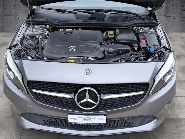 Mercedes-Benz A 180