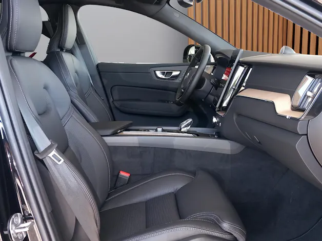 Volvo XC60 2.0 T6 TE Ultra Dark eAWD