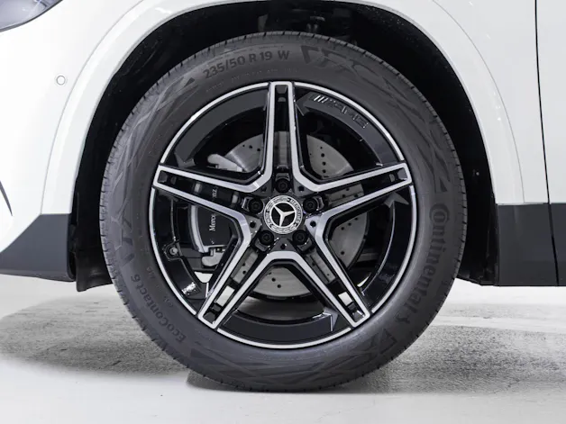 Mercedes-Benz GLA 200 Night Star