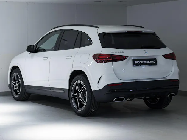 Mercedes-Benz GLA 200 Night Star