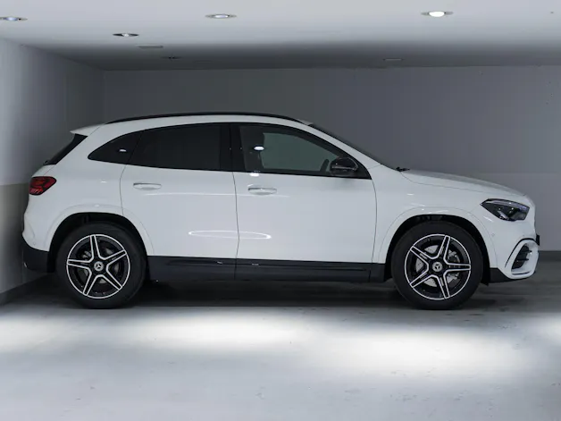 Mercedes-Benz GLA 200 Night Star