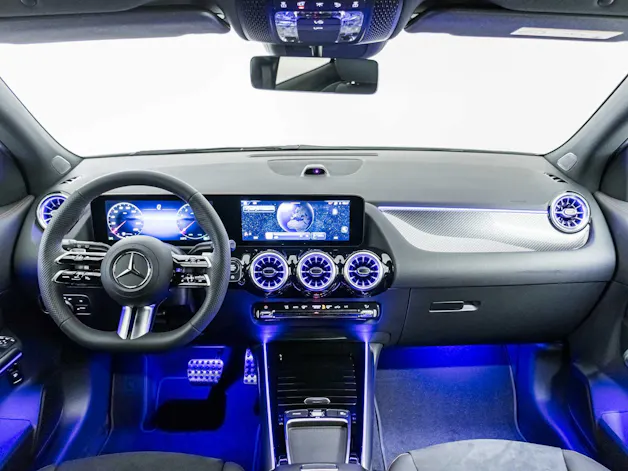 Mercedes-Benz GLA 200 Night Star