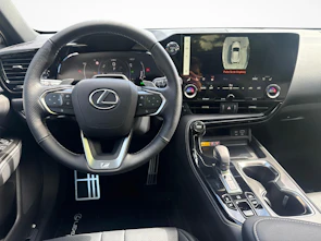 Fahrzeugbild LEXUS NX 450h+ F-Sport