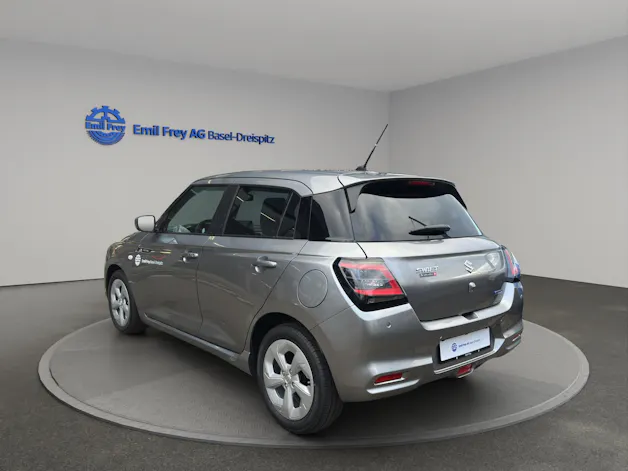 Suzuki Swift 1.2 Sakura Top Hybrid