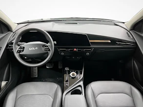 https://vehicle.imgix.net/4293735/b88c1ab1-261c-4637-9ec5-f67a2ec12bb5.jpg