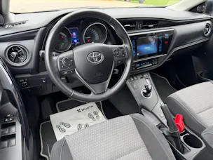 Toyota Auris Touring Sports 1.8 HSD Trend
