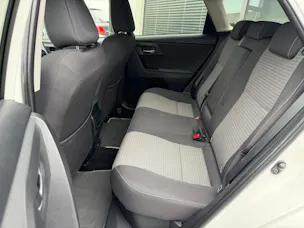 Toyota Auris Touring Sports 1.8 HSD Trend