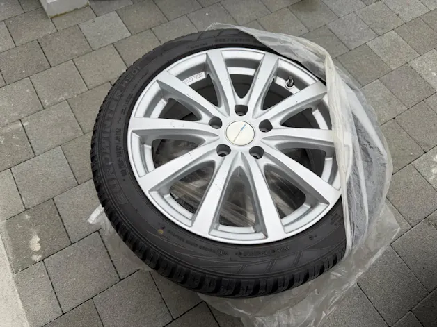 Toyota Auris Touring Sports 1.8 HSD Trend