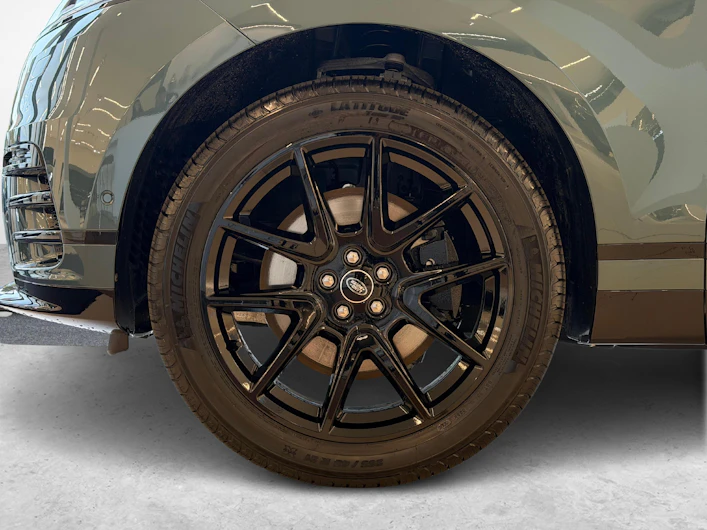 image du véhicule LAND ROVER RANGE ROVER VELAR