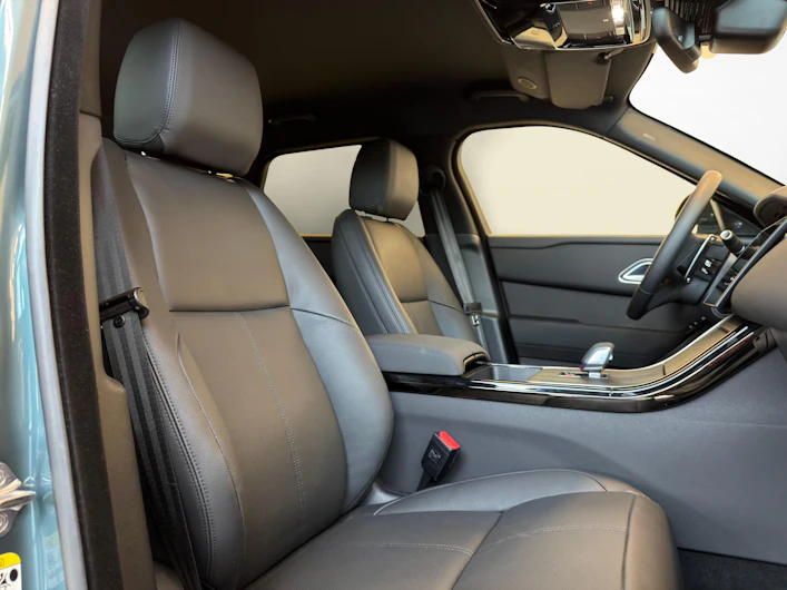 image du véhicule LAND ROVER RANGE ROVER VELAR