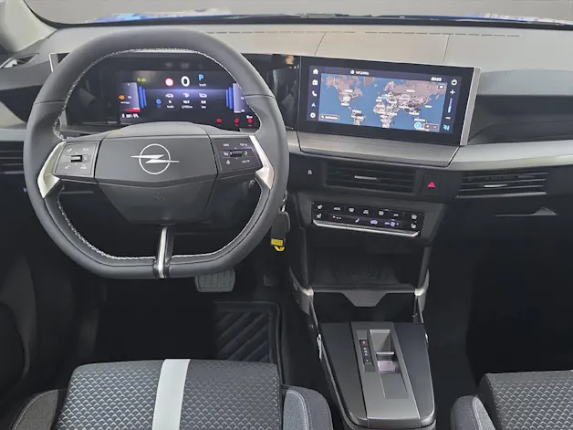 Opel Frontera 1.2 T HEV 145 GS