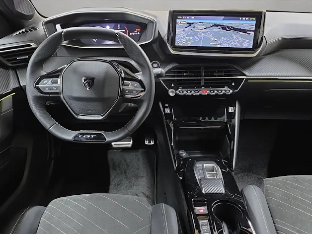 Peugeot 208 1.2 Hybrid 145 GT