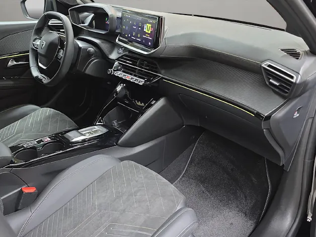 Peugeot 208 1.2 Hybrid 145 GT