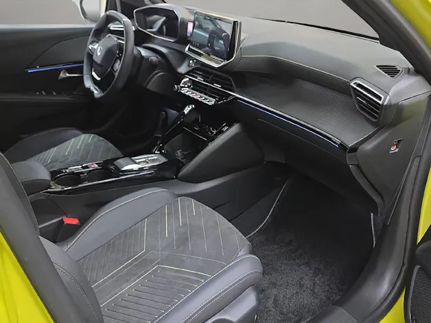 Peugeot 208 1.2 Hybrid 145 GT