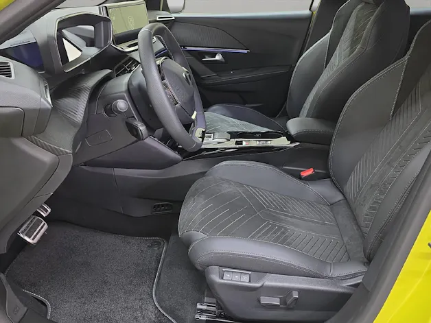 Peugeot 208 1.2 Hybrid 145 GT