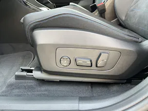 BMW X1 30e xDrive paddles