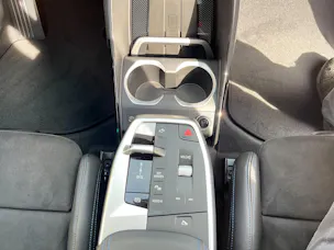 BMW X1 30e xDrive paddles