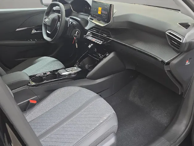Peugeot 208 1.2 Hybrid Allure