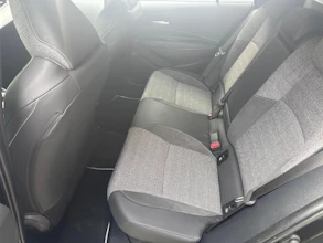 https://vehicle.imgix.net/4293941/b94f1a2f-ebaf-4e2c-8770-9e416ba740ae.jpg
