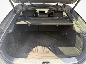 https://vehicle.imgix.net/4293955/916da04a-7313-4507-9b78-1320e4a11db3.jpg