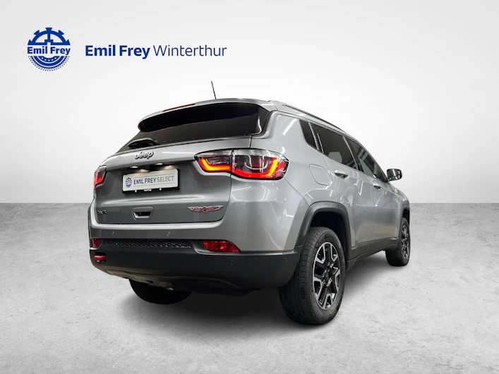 Fahrzeugbild JEEP COMPASS