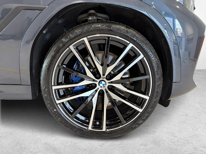 immagine del veicolo BMW X6